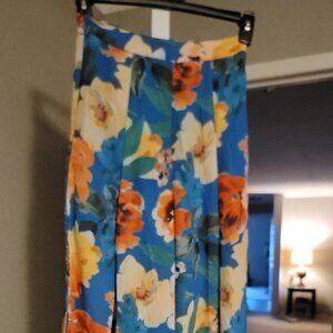 Floral hammer style pants